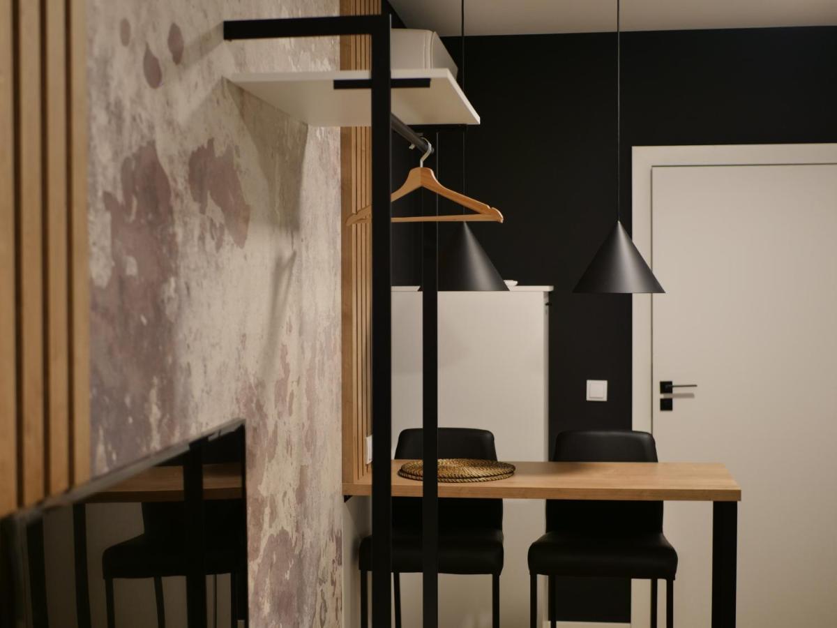 Przytulna Kawalerka 77 Apartment Wroclaw Luaran gambar