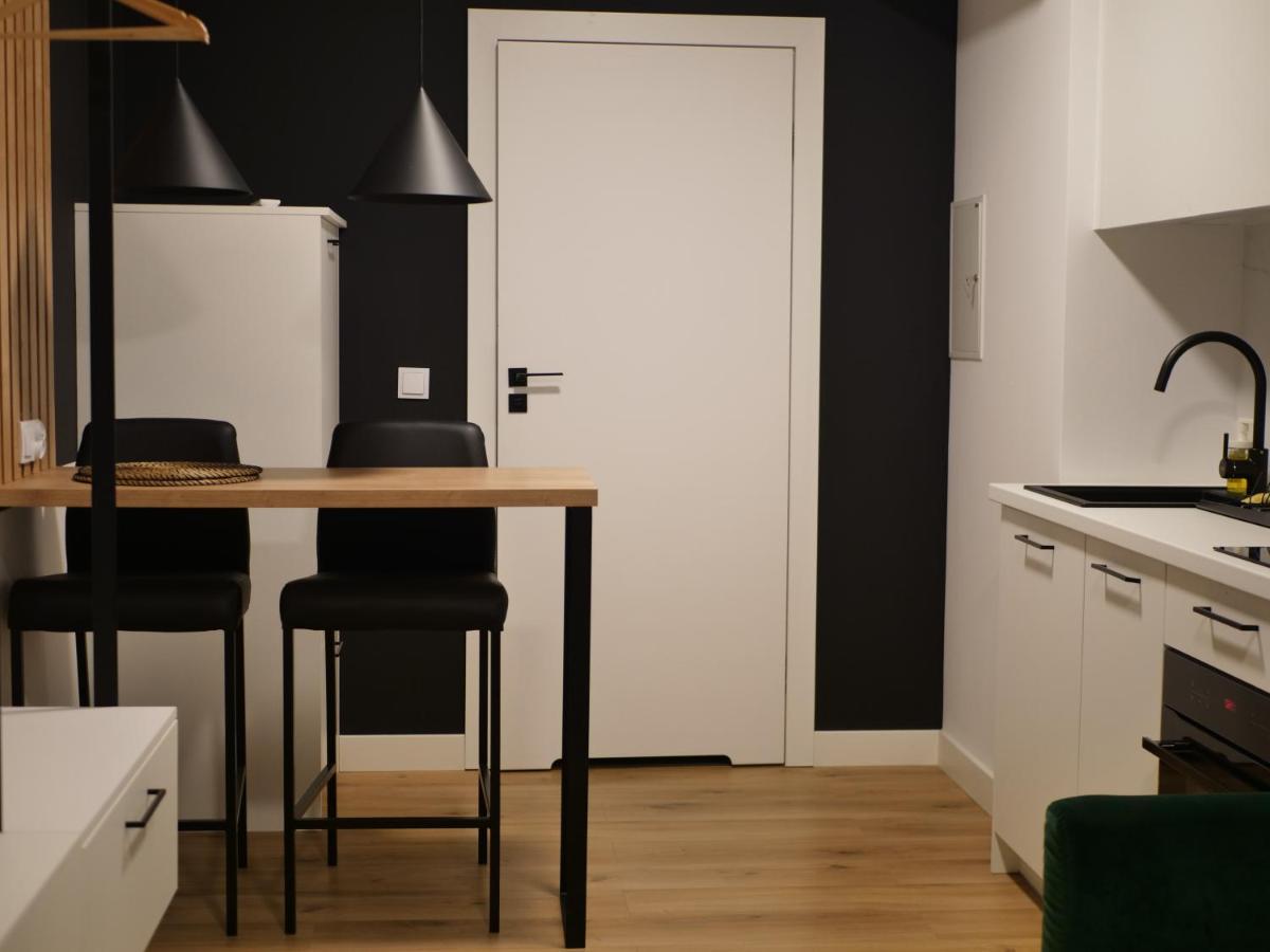 Przytulna Kawalerka 77 Apartment Wroclaw Luaran gambar